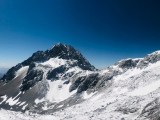 登山表要登山才登对  我戴着卡西欧征服雪山