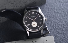 万元级德系腕表标杆：NOMOS Club 738.S4