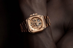 柏莱士推出BR 05玫瑰金镂空腕表和精钢镶钻腕表