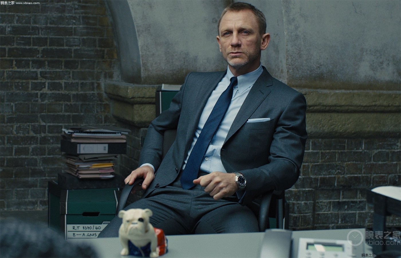 丹尼尔克雷格007服装图片