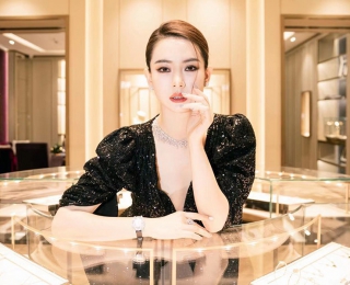 萧邦长沙IFS精品店闪耀启幕 演员戚薇现身开幕仪式