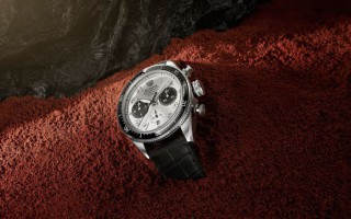 TAG Heuer泰格豪雅推出Autavia系列60周年飞返计时熊猫盘腕表