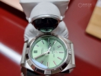 买块新腕表表过好年  百年灵机械计时薄荷绿