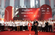 宝珀Blancpain在汉堡颁发2022年米其林指南主厨导师奖
