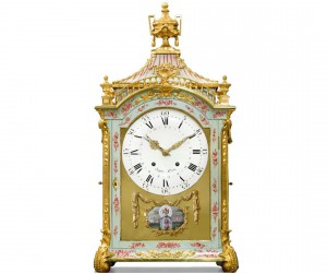 雅克德羅“Effinger”座鐘拍出256,000瑞郎
