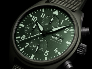 简洁好看又实用！IWC万国飞行员TOP GUN计时腕表