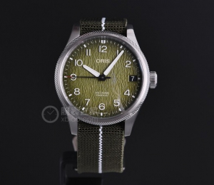 公价一万五，这款腕表“绿”得不一样