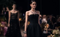 DIOR PRINT高级珠宝系列于陶尔米纳盛大发布 