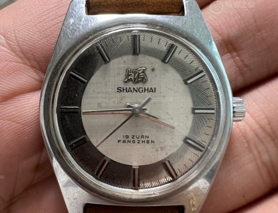 爺爺留下的老腕表  30多年前的上海表