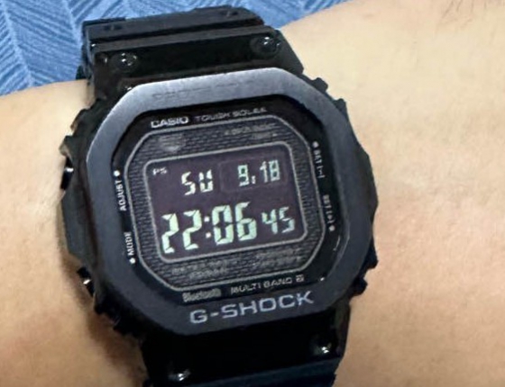 给咱家小黑来个写真  卡西欧GSHOCK小方块