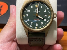 IWC TOP GUN飞行员系列青铜款39mm