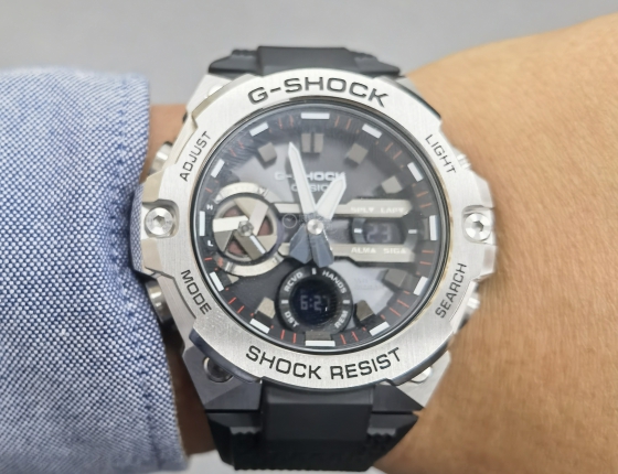 卡西欧G-SHOCK系列钢铁之心第四代GST-B400-1A