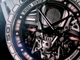 【视频】表径39的罗杰杜彼倍耐力联名陀飞轮腕表，值得入手吗？