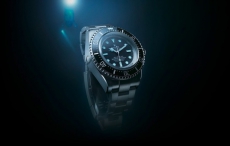 11000米潜水！劳力士首款钛金属腕表发布！