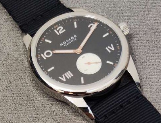 我的双十一的战利品  NOMOS CLUB黑盘