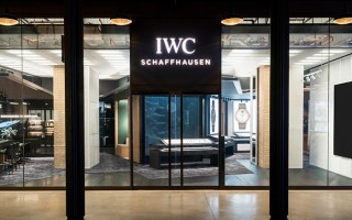 IWC万国表于标志性巴特西发电站开设全新精品店