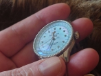 珍珠貝母鑲鉆時標盤  送老婆百年靈航空計時