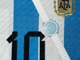 喜迎阿根廷夺世界杯  欧米茄斯沃琪联名款