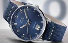 瑞士美度表推出指挥官系列“纪念日”大日历蓝盘腕表