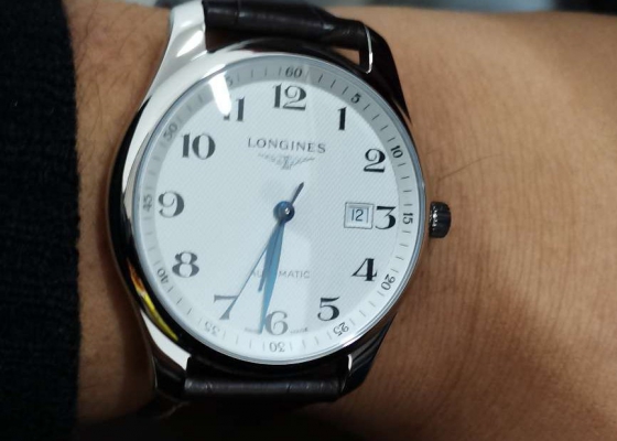 購入人生第一塊機械表  浪琴名匠42MM