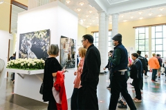 斯沃琪和平飯店藝術中心參展影像上海藝術博覽會 榮幸呈現群展 “DIALOGUES”