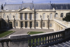 巴黎：寶璣大力支持法國國家檔案館展覽