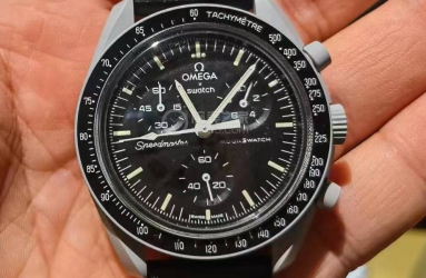 心血来潮入手联名款  斯沃琪欧米茄MOONSWATCH