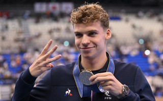 2023年世界泳联锦标赛 欧米茄名人大使的荣耀时刻