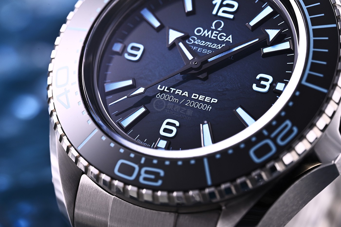 深海魅影 全新歐米茄海馬系列Ultra Deep 6000米專業潛水表