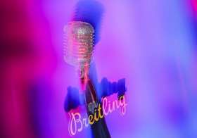 自由唱享 活力先锋  Breitling百年灵 X 纯K跨界合作