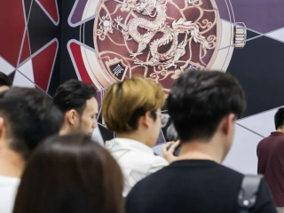 江诗丹顿这次在WW上海表展火热爆了！“博物学家”和中国生肖龙表惹无数人艳羡赞叹