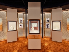 “宝格丽Serpenti系列75周年传世蜕变”珍藏艺术展 耀目登陆米兰