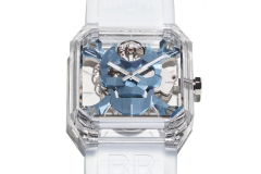 Bell & Ross柏萊士全新發布 BR 01 CYBER SKULL SAPPHIRE ICE BLUE