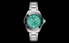 TAG Heuer泰格豪雅推出竞潜系列Professional 300绿松石色腕表