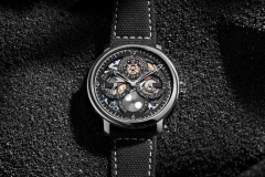 康斯登推出由Peter Speake設計的自家機芯萬年歷超薄腕表