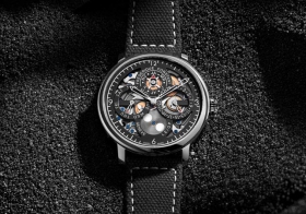 康斯登推出由Peter Speake設計的自家機芯萬年歷超薄腕表