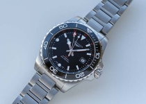 浪琴表推出全新43毫米康卡斯潜水系列GMT腕表