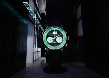 朗格2024年“鐘表與奇跡”日內瓦高級鐘表展隆重呈獻以新作為原型的巨型腕表裝置