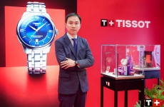 TISSOT天梭表惊艳亮相第四届中国国际消费品博览会 创新与品质同行，海星系列新品亮相，“潮翻”全场！