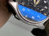 终究没绕开这一款  万国表飞行员CHRONOGRAPH