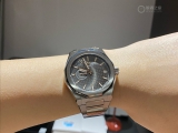 选择这一款真的很不错  真力时DEFY SKYLINE天际