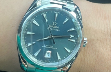 一路走来选择这一款  欧米茄海马150彩盘38mm