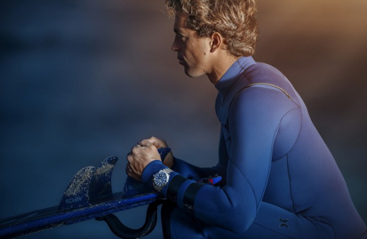 遨游深海 跨越時區 TAG HEUER泰格豪雅競潛系列（AQUARACER）PROFESSIONAL 300日歷型腕表和兩地時腕表重磅發布
