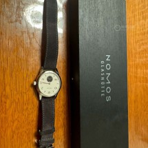 感受它别样的精致  NOMOS CLUB 738.S5