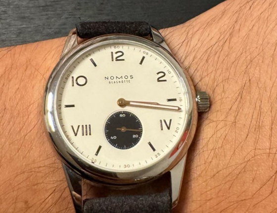 感受它别样的精致  NOMOS CLUB 738.S5