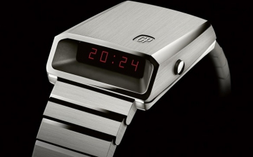 GP芝柏表推出第二款潮酷卡司圣罗兰限量版腕表