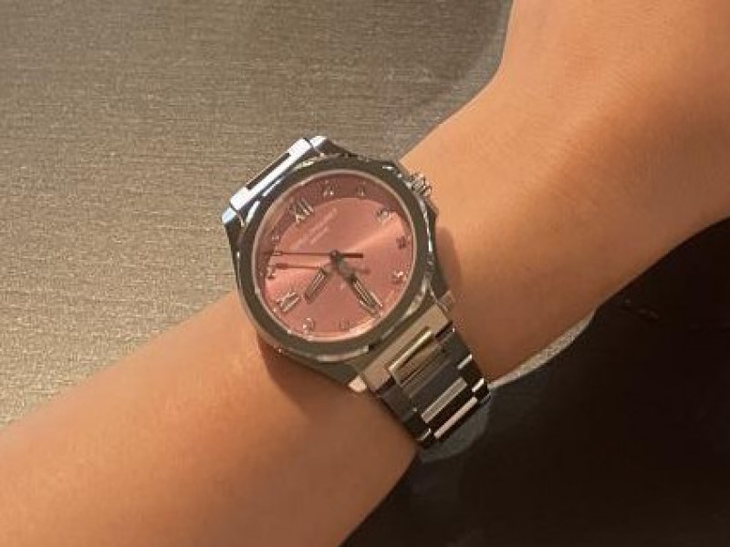 人生第一块粉色腕表！  艾米龙冰峰系列新品Get！