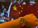响应号召戴表看奥运  欧米茄海马300黑盘