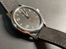 认证人生中第一块机械表  Nomos club736