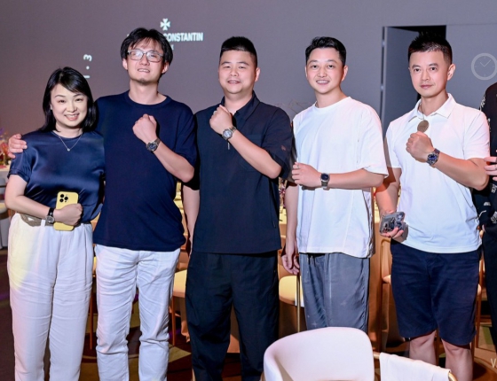 受江诗丹顿邀请   赴上海参观表展
